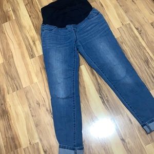 Maternity jeggings.